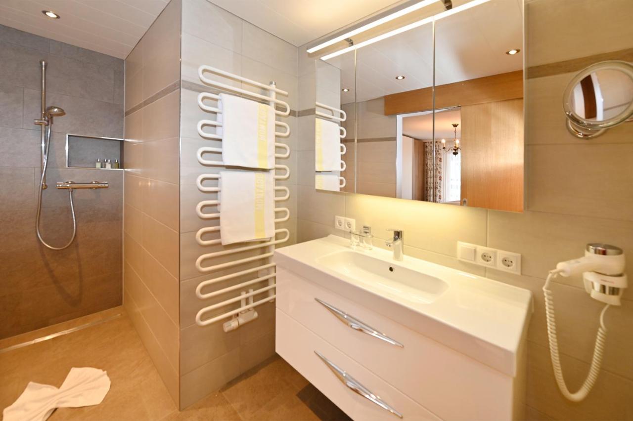 Hotel Montabella Schruns Kültér fotó