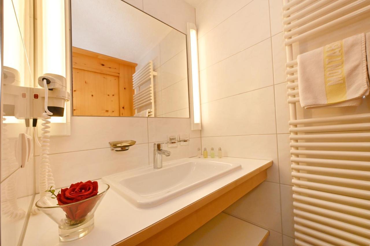 Hotel Montabella Schruns Kültér fotó
